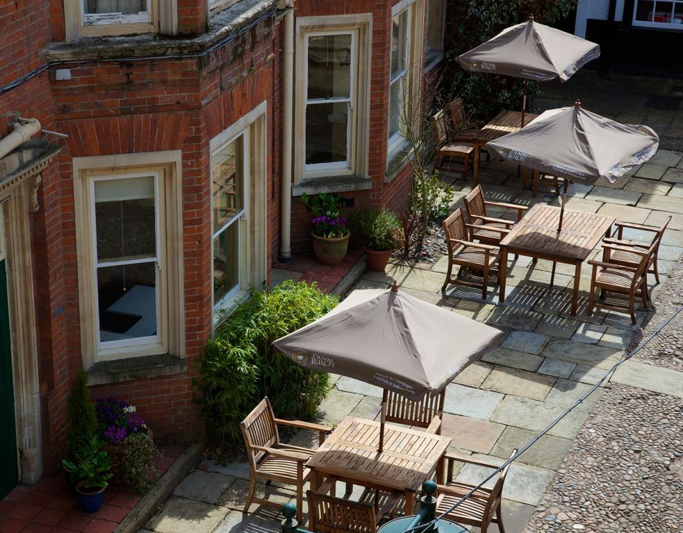 The Rutland Arms Hotel Newmarket  Kültér fotó